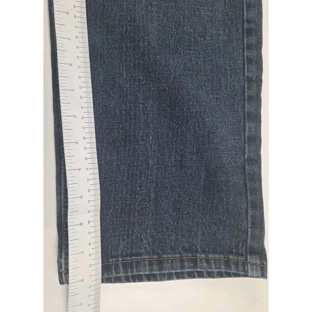 Levis signature by